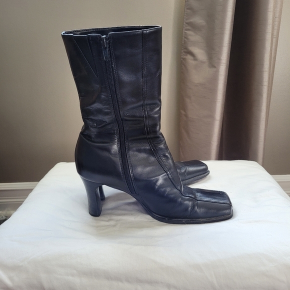 Hush Puppies Size 8 Black Boots - Picture 3 of 3